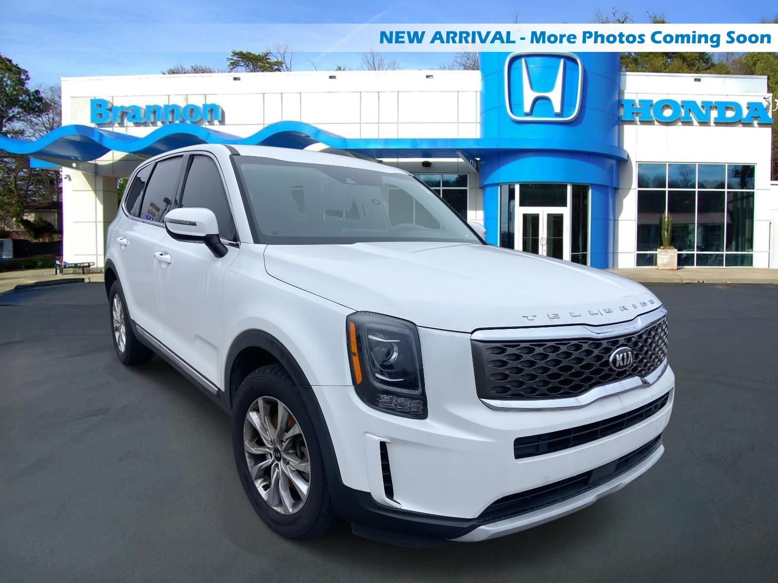 2020 Kia Telluride LX's photo