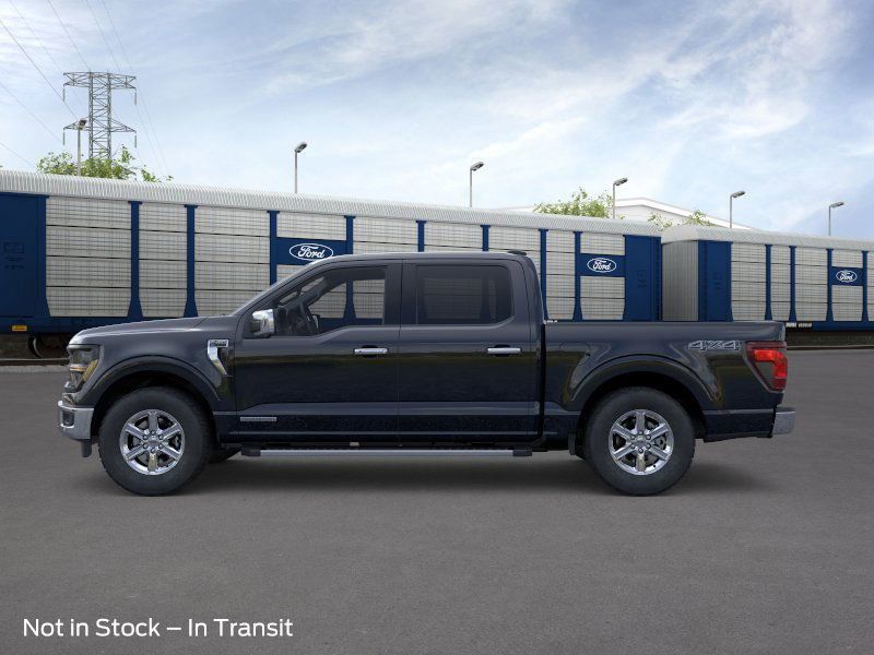 2025 Ford F-150 XLT photo 3