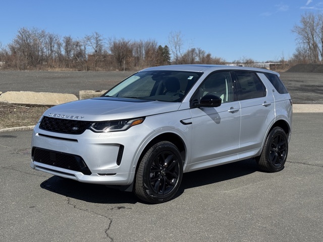 2025 Land Rover Discovery Sport S's photo