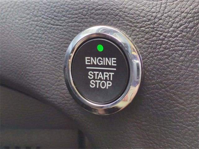 2023 Ford Edge SEL photo 25