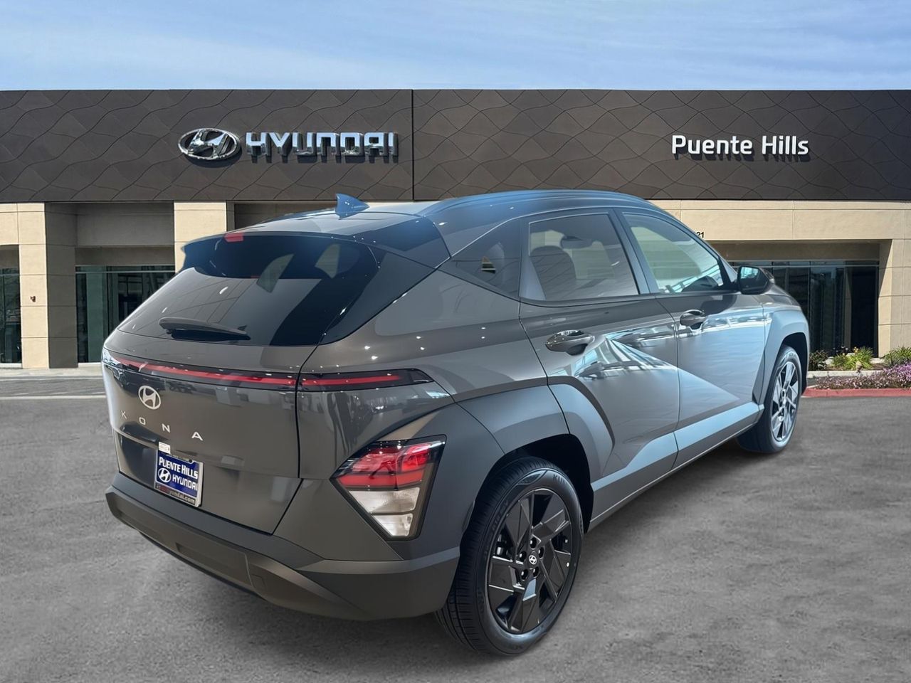 2026 Hyundai Kona SEL photo 4