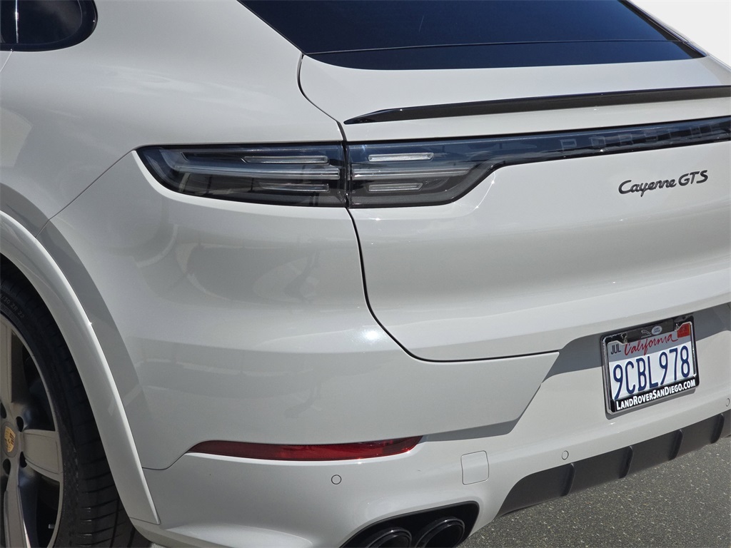 2022 Porsche Cayenne Coupe GTS photo 36