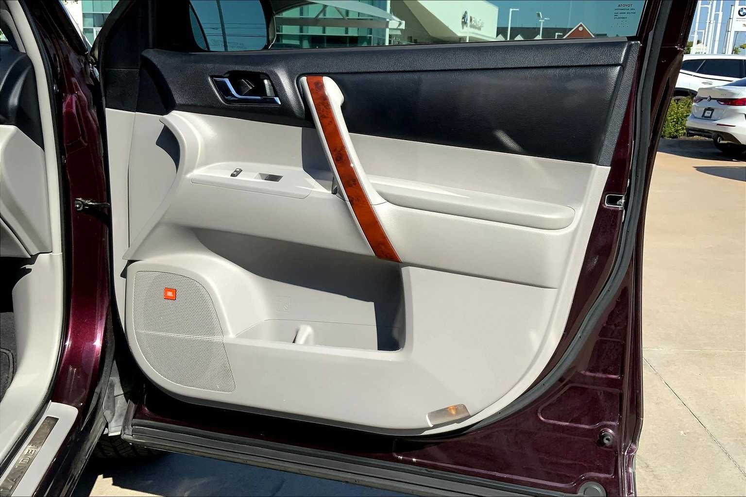 2013 Toyota Highlander Limited photo 20