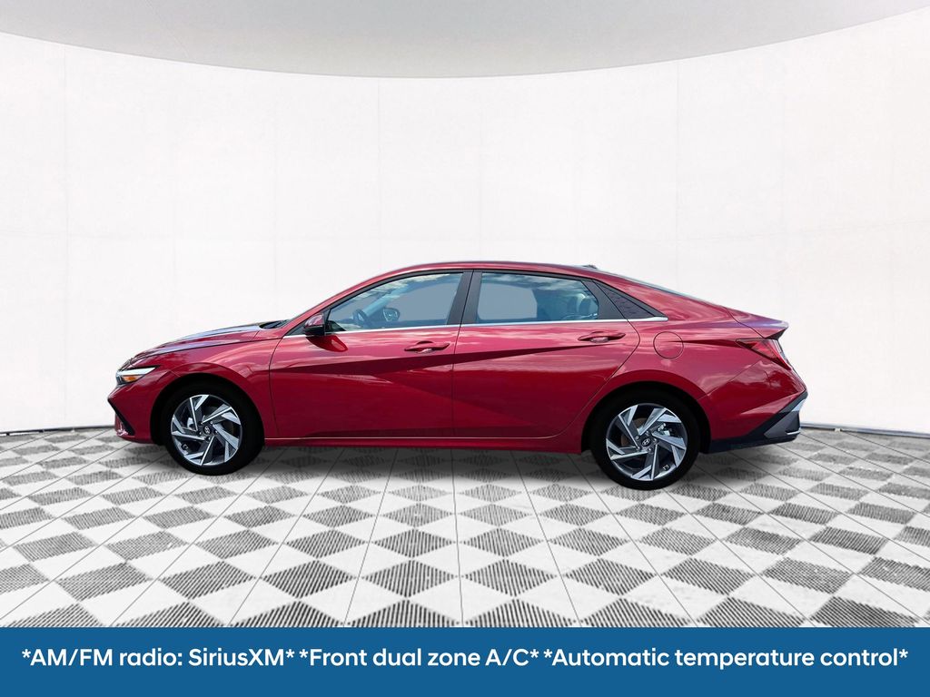 2025 Hyundai Elantra Hybrid Limited photo 3