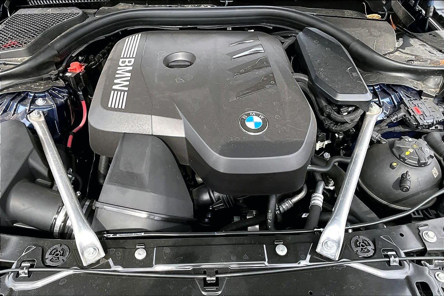 2025 BMW 5 Series 530i - Photo 30