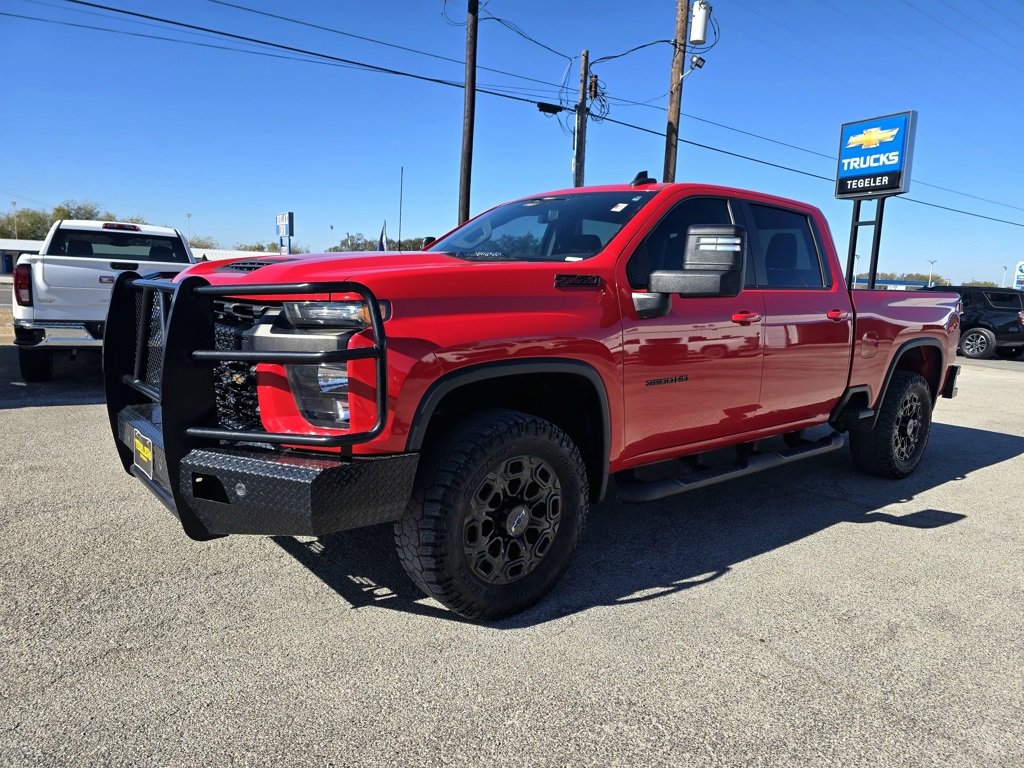 2023 Chevrolet Silverado 3500HD LT's photo