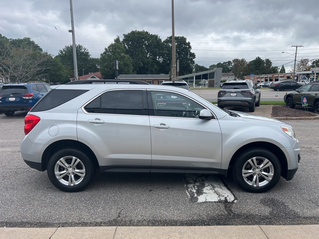 2015 Chevrolet Equinox LT photo 4