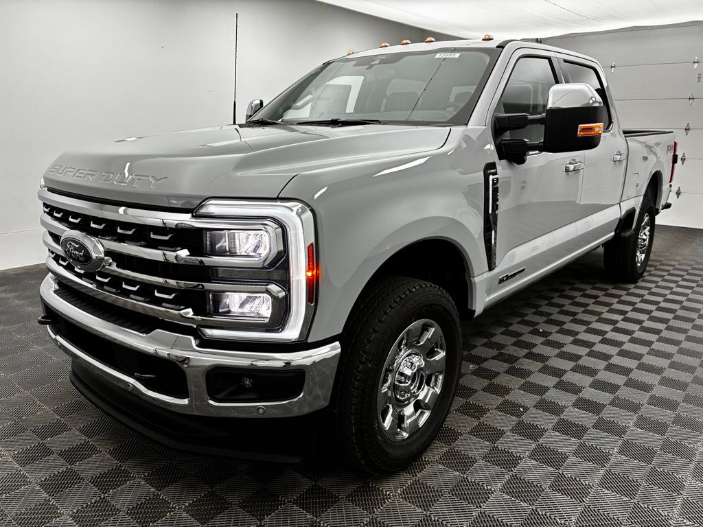 2026 Ford F-350 Lariat photo 13