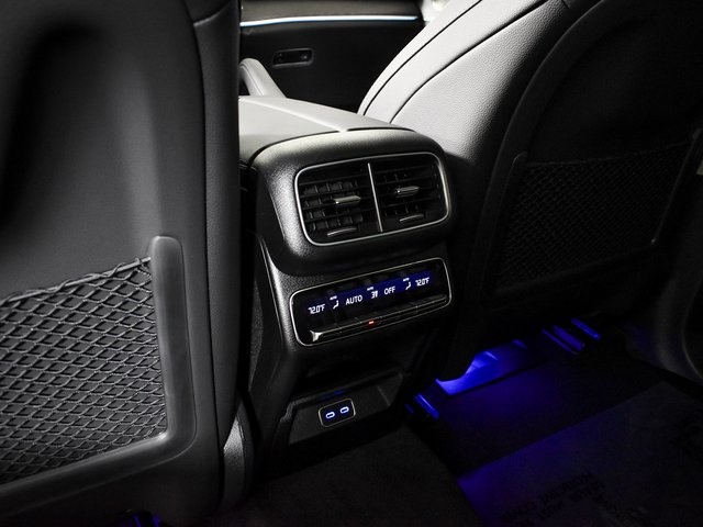 2026 Mercedes Benz GLS 450 4MATIC photo 33