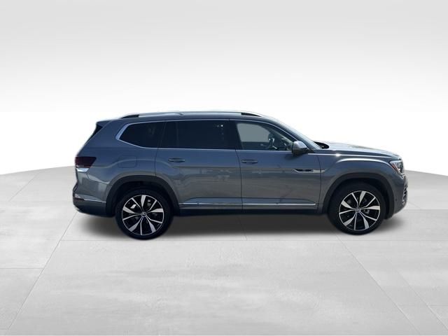2024 Volkswagen Atlas SEL Premium R-Line photo 8