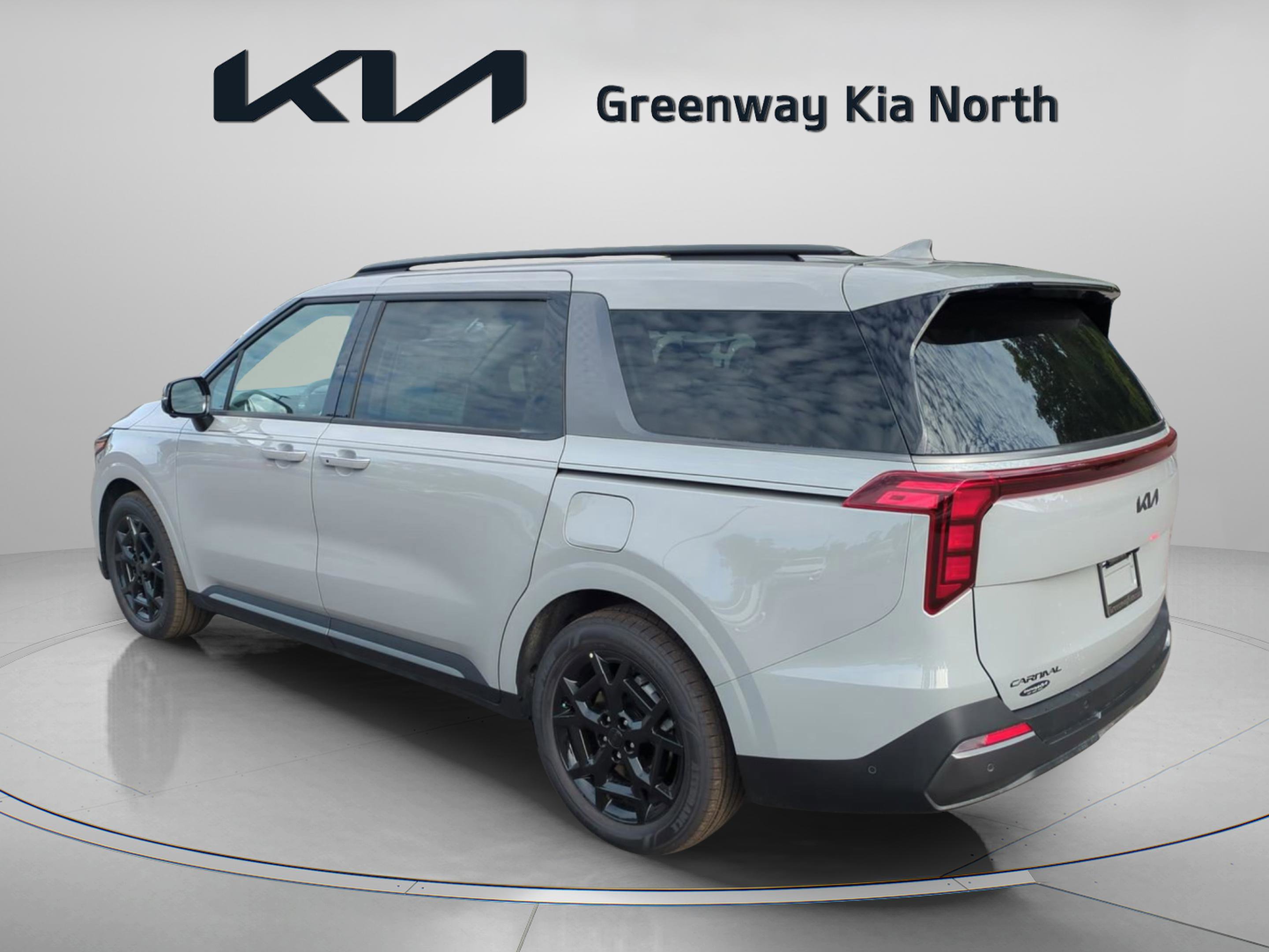 2026 Kia Carnival SX photo 4