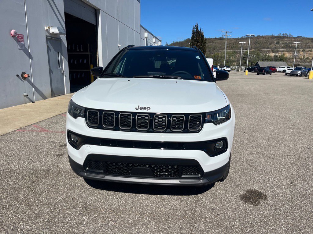 2026 Jeep Compass Limited Altitude photo 3