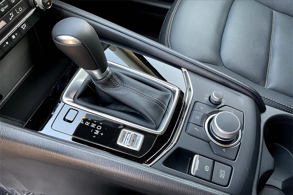2025 Mazda CX-5 2.5 S Preferred photo 6