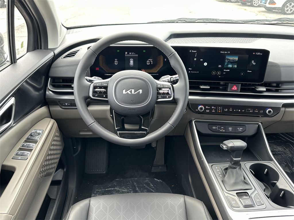2025 Kia Carnival LXS photo 15