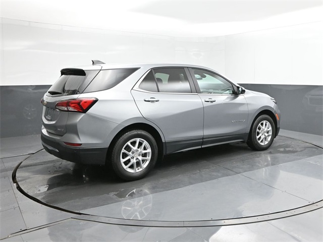 2024 Chevrolet Equinox LT photo 9