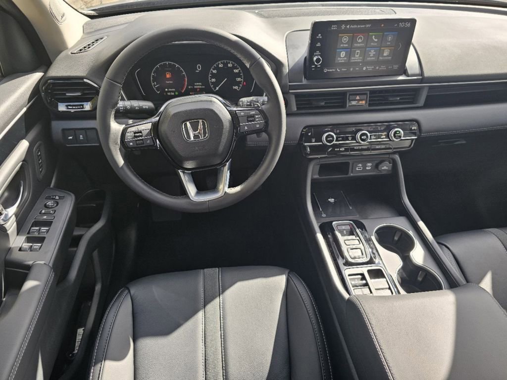 2025 Honda Pilot Touring photo 24