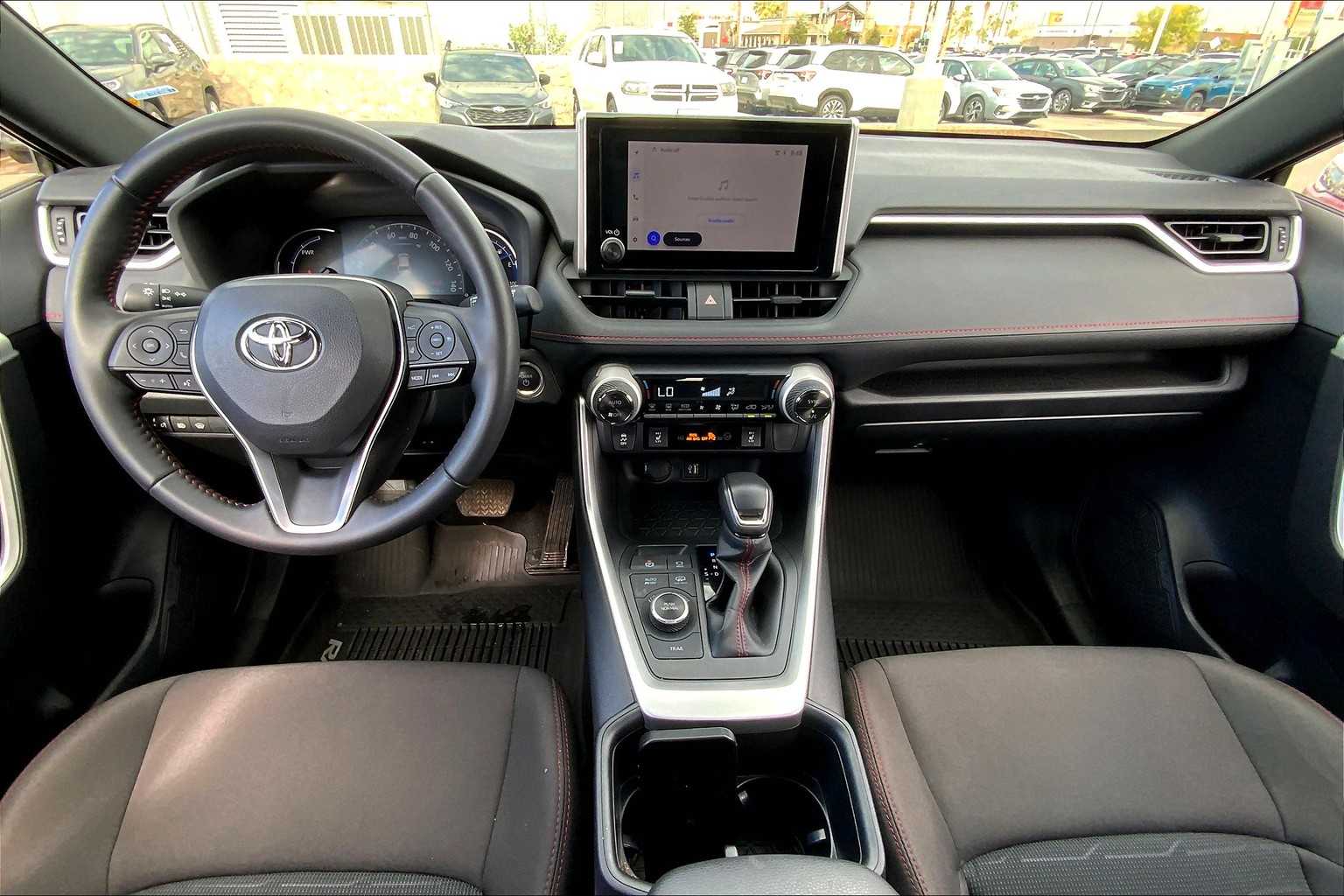 2024 Toyota RAV4 Prime SE photo 14