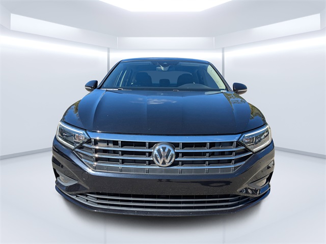 2019 Volkswagen Jetta SEL Premium photo 3