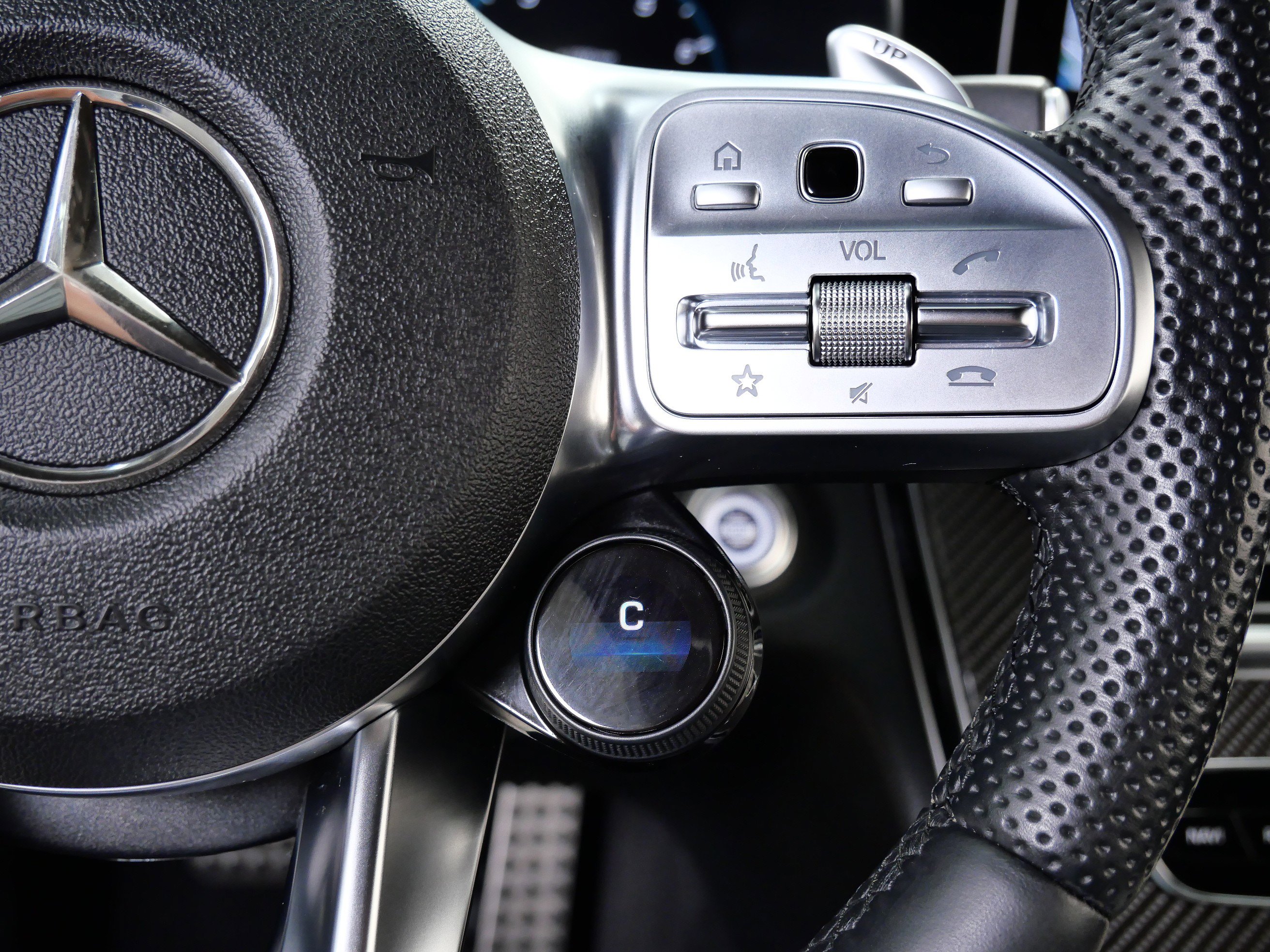 2019 Mercedes Benz C AMG 63 S photo 21