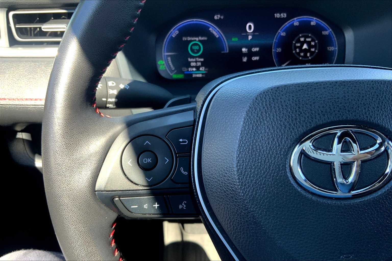 2023 Toyota RAV4 Prime XSE photo 20