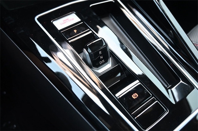 2025 Volkswagen Golf GTI Autobahn photo 15