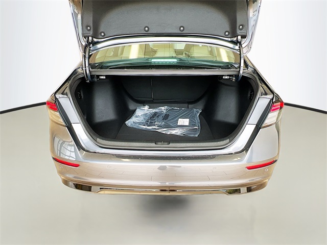 2025 Honda Accord Hybrid Touring photo 26