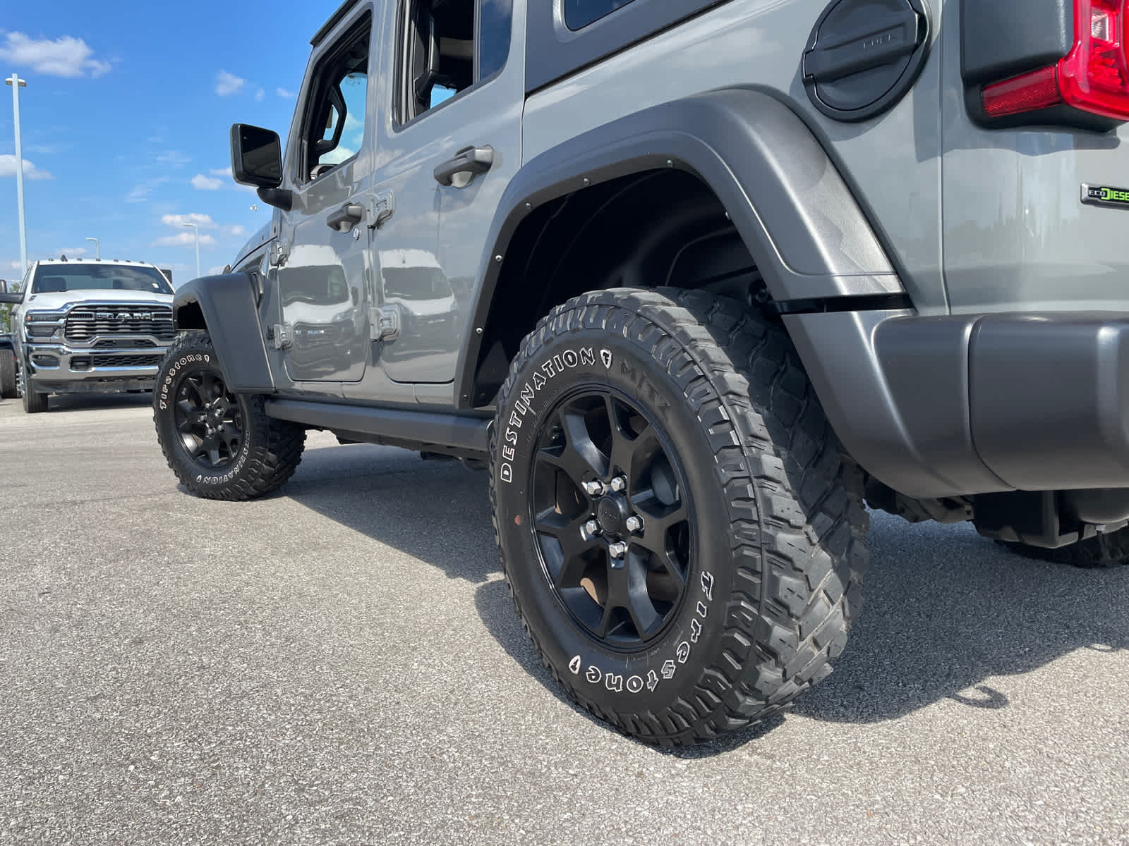 2021 Jeep Wrangler Unlimited Willys photo 6