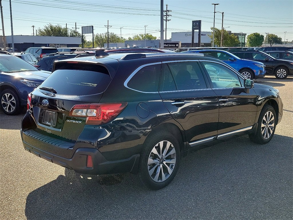 2018 Subaru Outback Touring photo 11