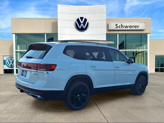 2026 Volkswagen Atlas SE Technology photo 5