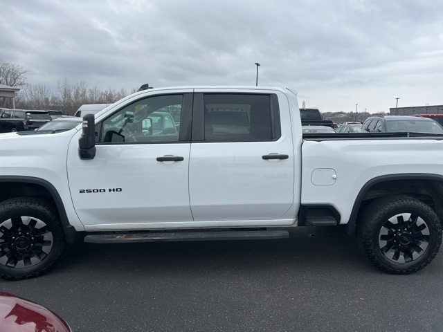 2020 Chevrolet Silverado 2500HD Custom photo 4