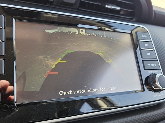 2025 Nissan Kicks Play S photo 17