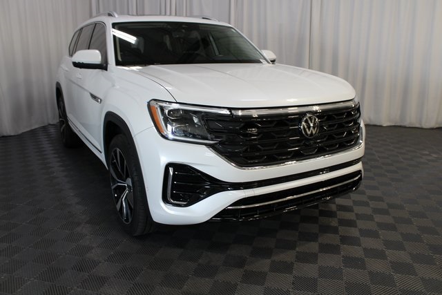 2024 Volkswagen Atlas SEL Premium R-Line photo 33