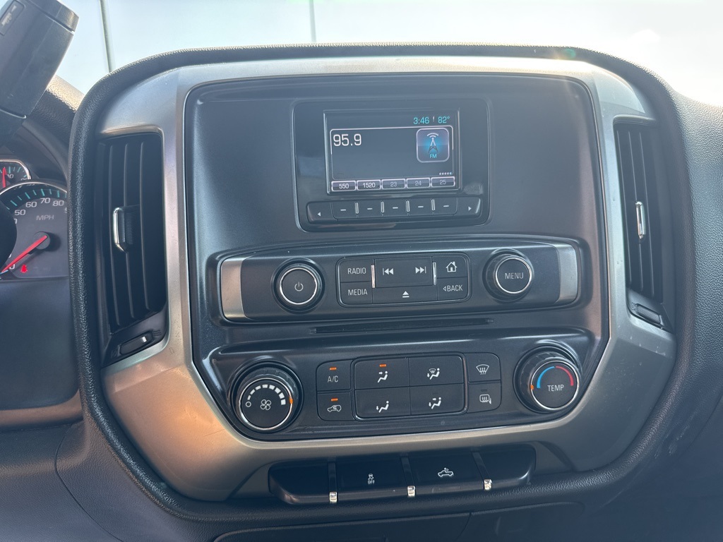 2015 Chevrolet Silverado 1500 LT photo 20