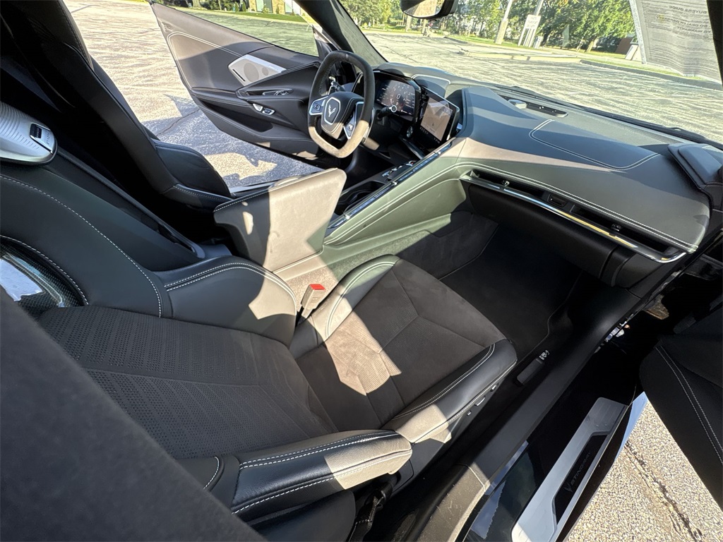 2020 Chevrolet Corvette Stingray photo 21