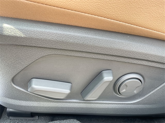 2025 Hyundai Sonata Hybrid Limited photo 34