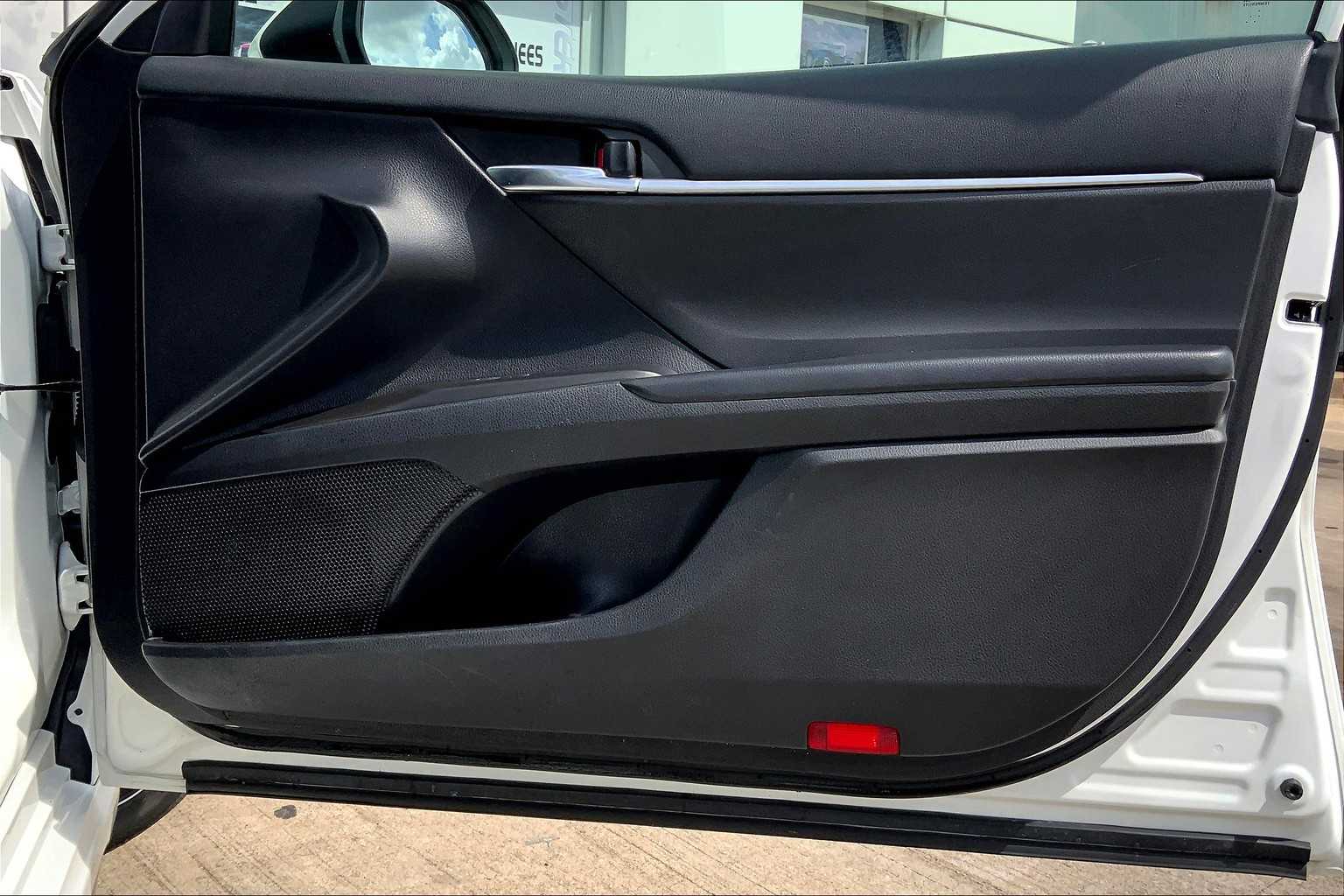 2022 Toyota Camry SE photo 20