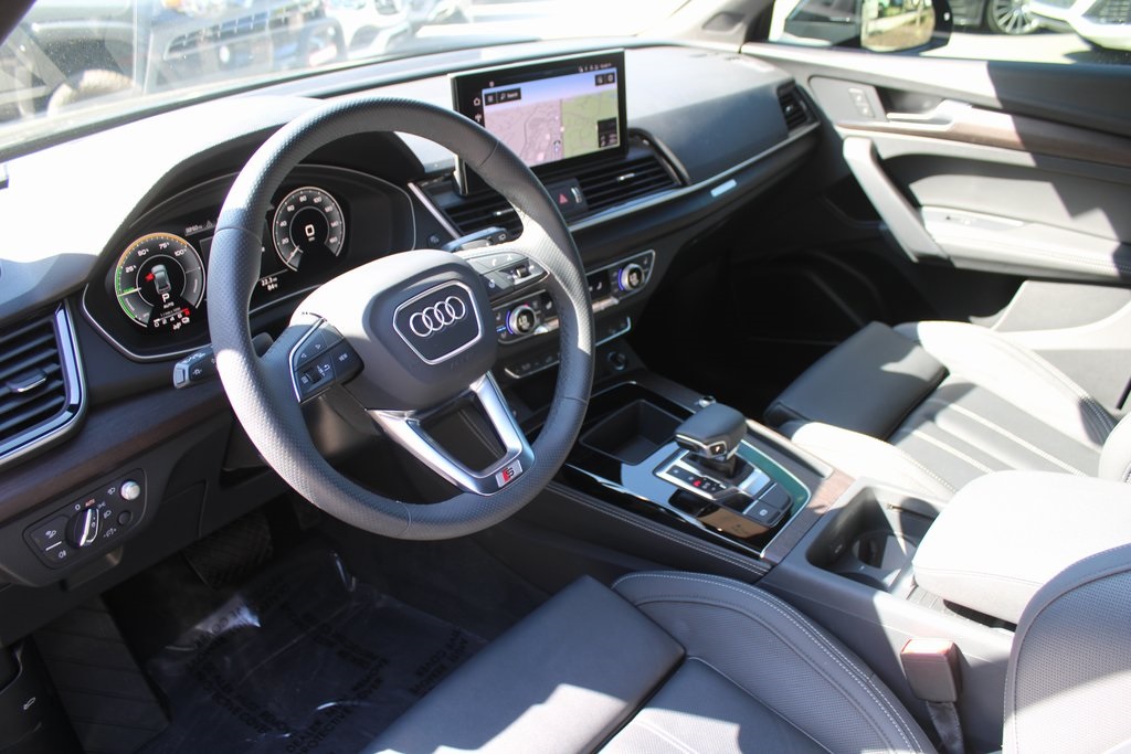 2024 Audi Q5 S line Prestige 55 TFSI Premium photo 22