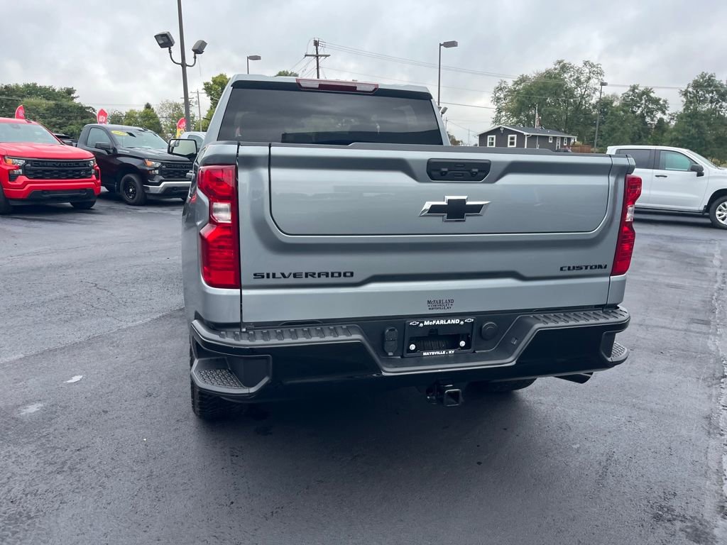 2025 Chevrolet Silverado 1500 Custom Trail Boss photo 4