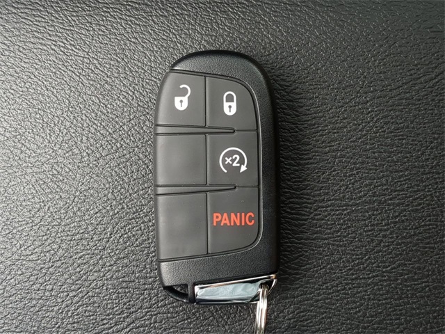 2025 Jeep Compass North Edition Latitude photo 22