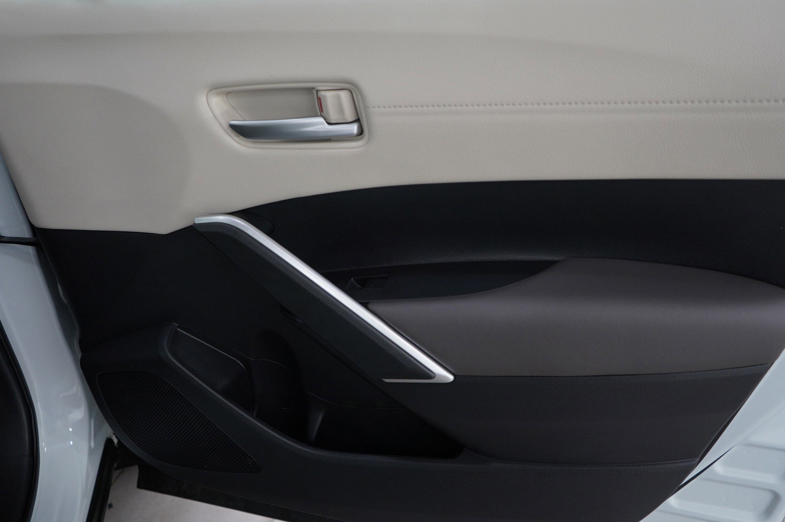 2022 Toyota Corolla Cross XLE photo 8