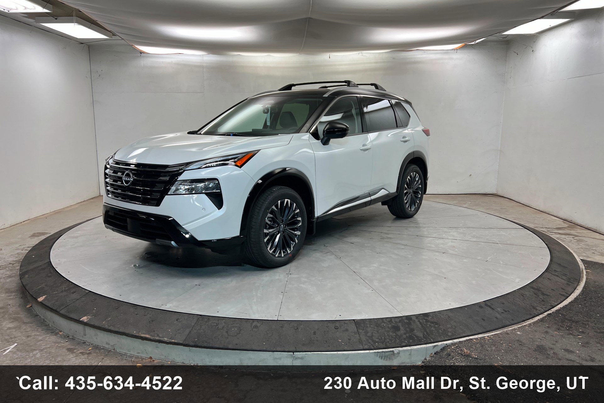 2026 Nissan Rogue Platinum's photo