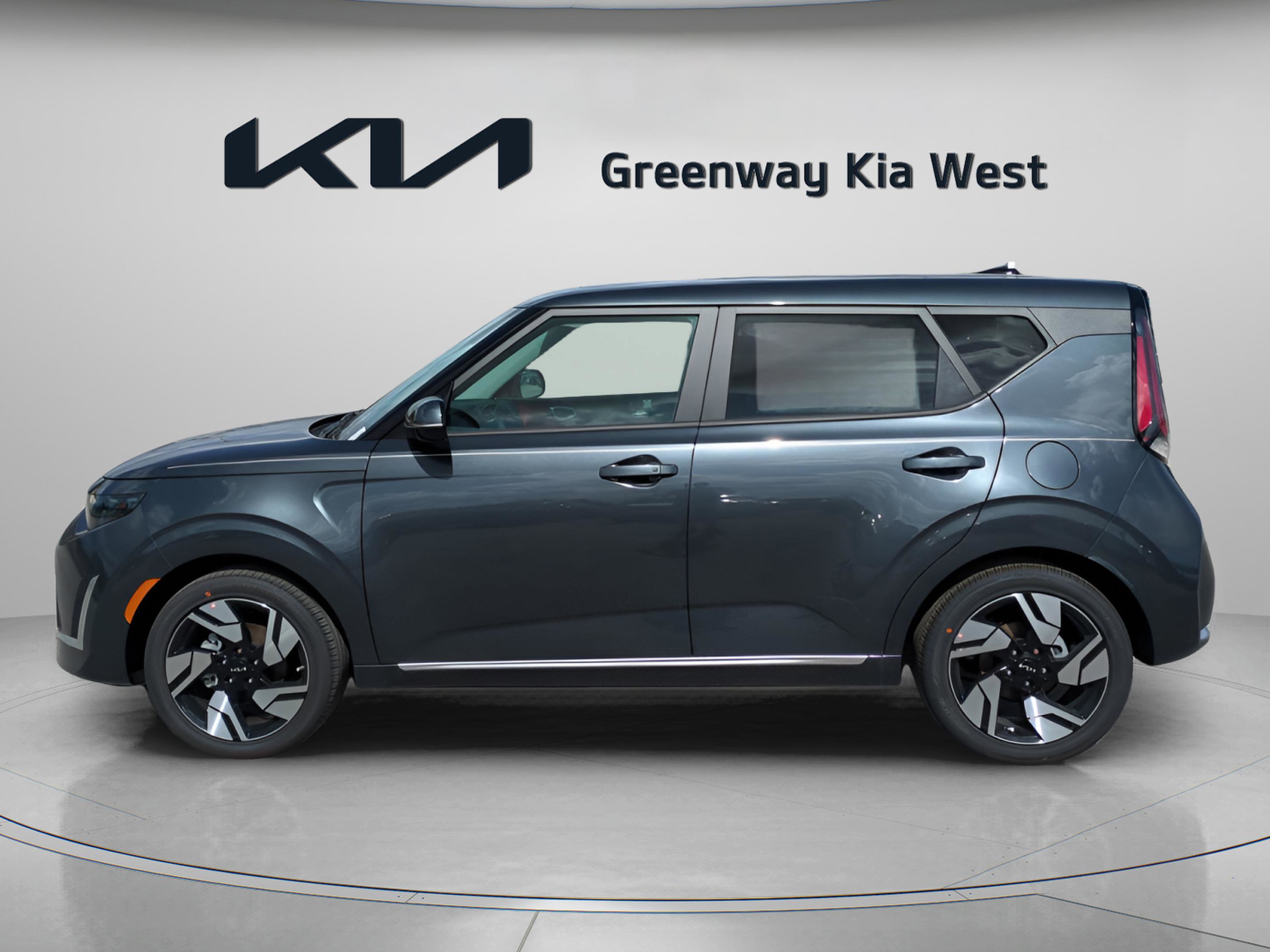 2025 Kia Soul GT-Line photo 4