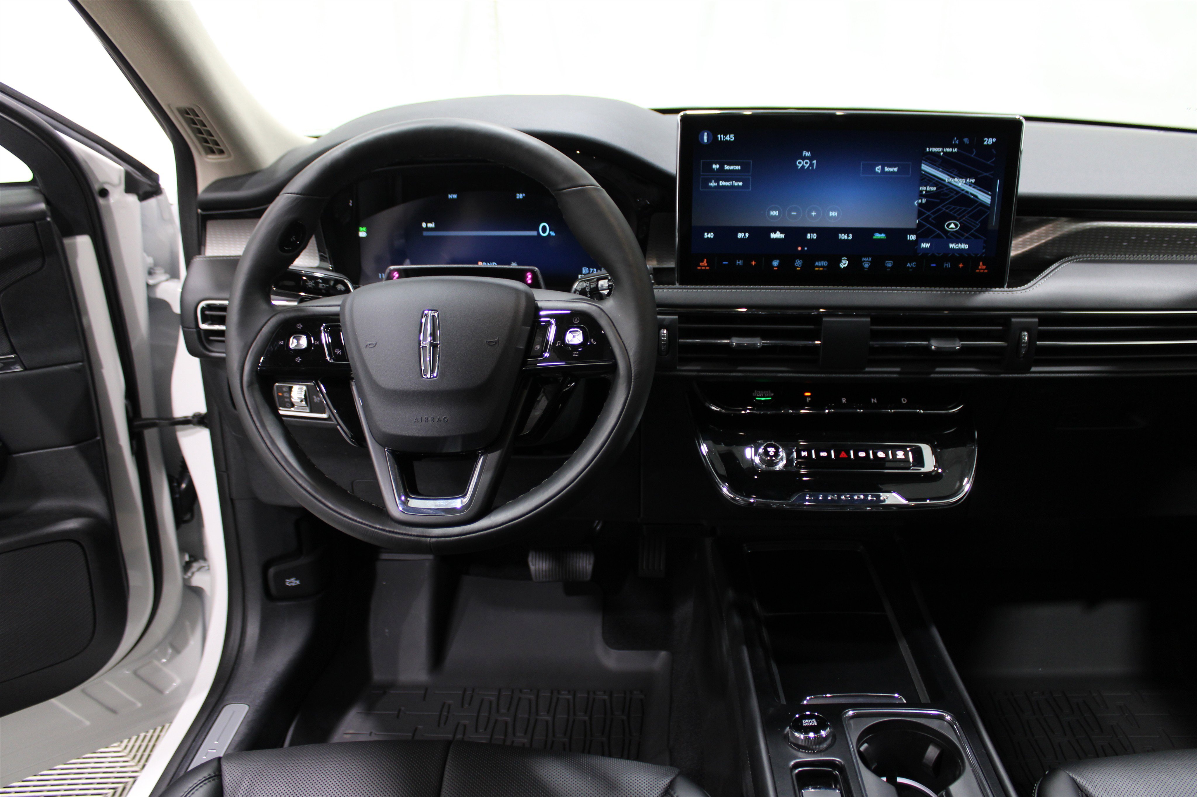 2026 Lincoln Corsair Grand Touring photo 2