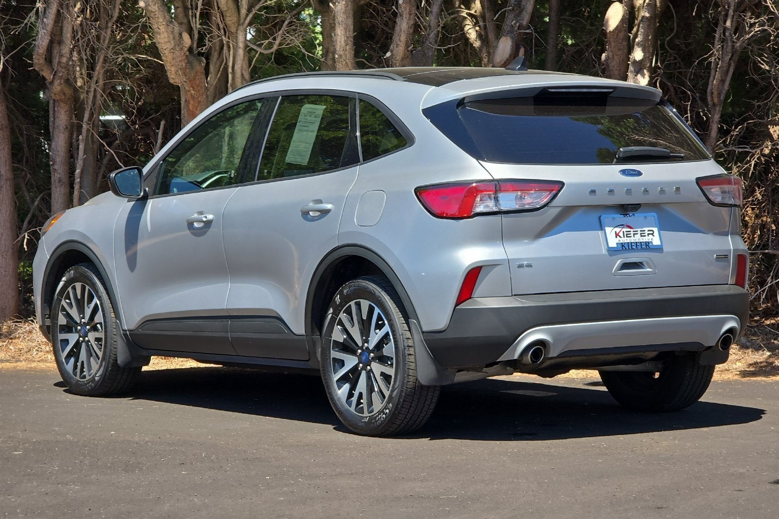 2020 Ford Escape SE Sport Hybrid photo 6