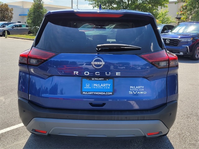 2023 Nissan Rogue SV photo 10