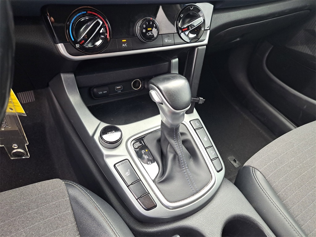 2021 Kia Seltos S photo 19