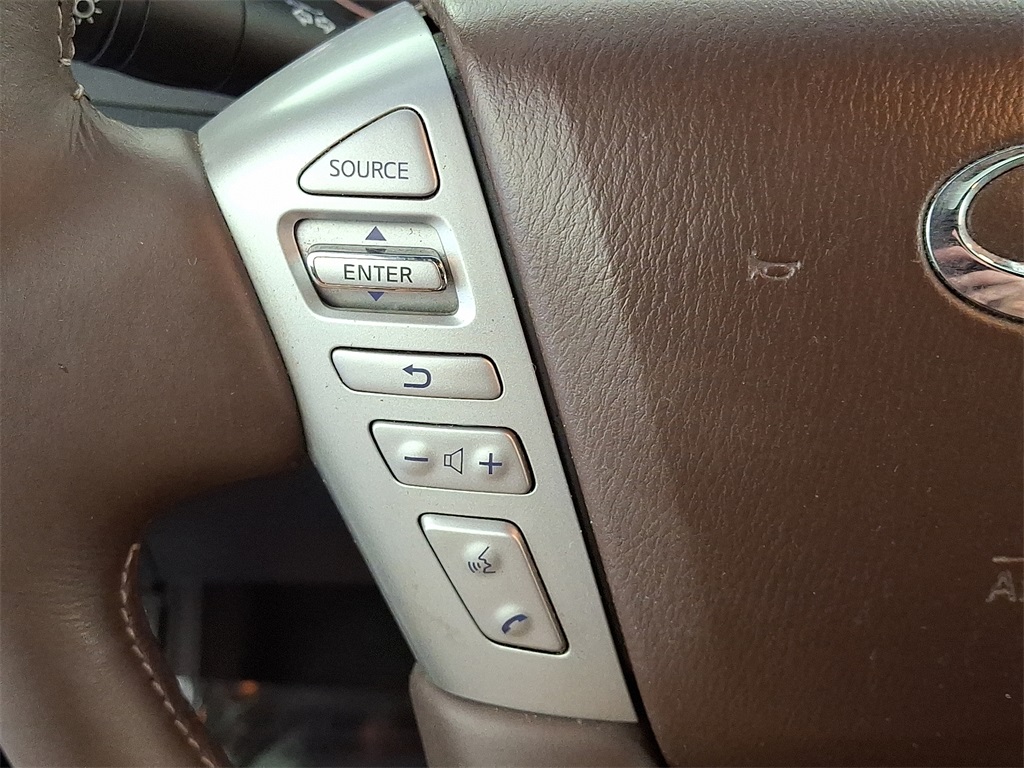 2015 Infiniti QX80 Limited photo 25