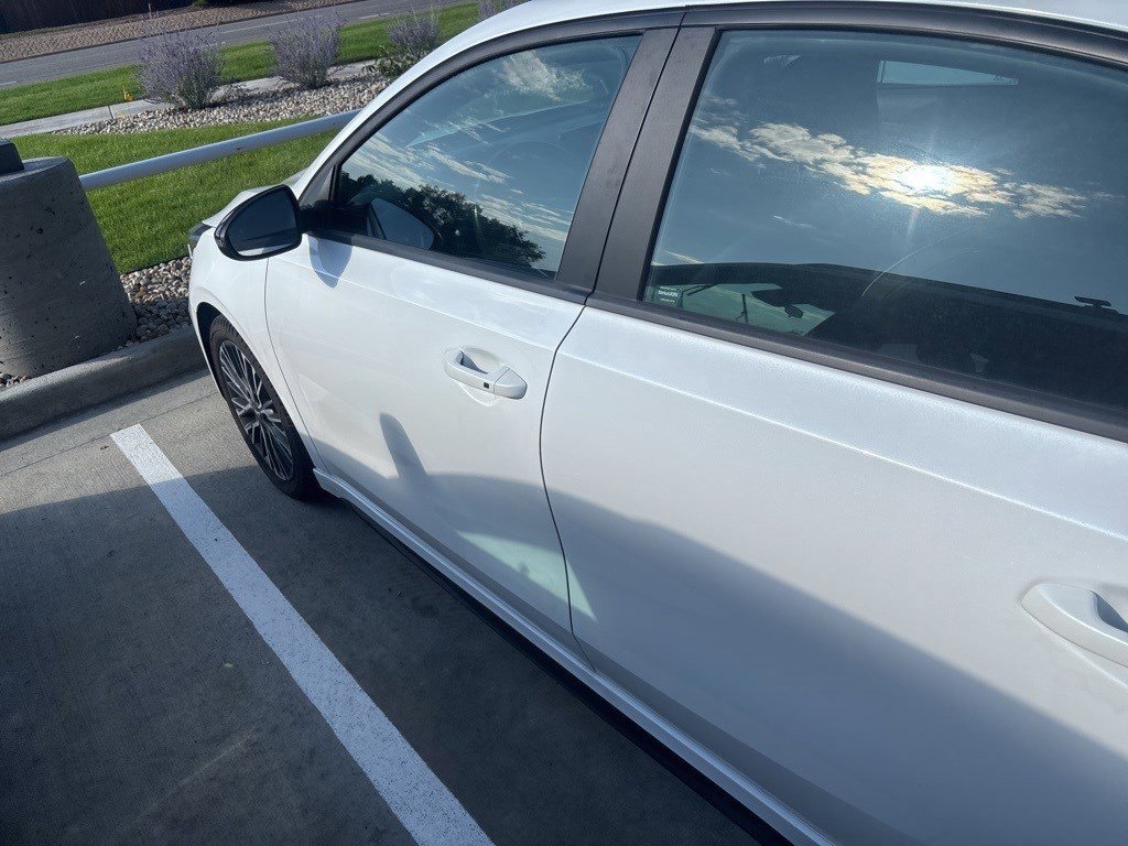 2023 Kia Forte GT-Line photo 8
