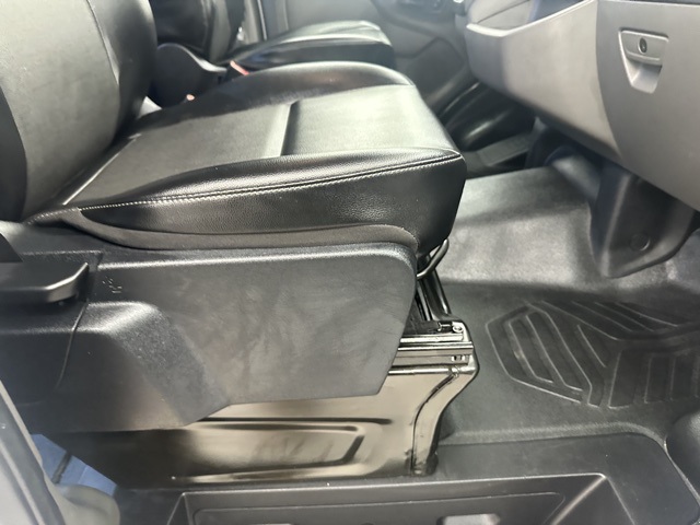 2020 Ford Transit photo 9