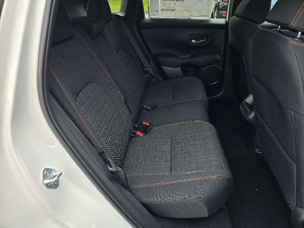 2025 Honda HR-V Sport photo 10